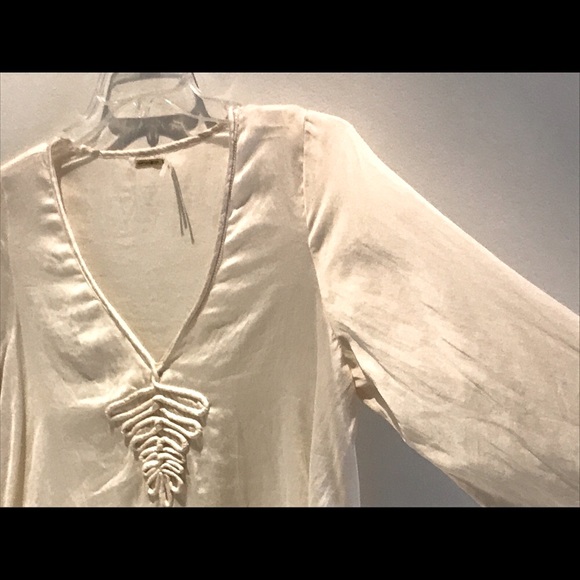 White Silk Top Peasant Blouse by Max Studio - Picture 4 of 8